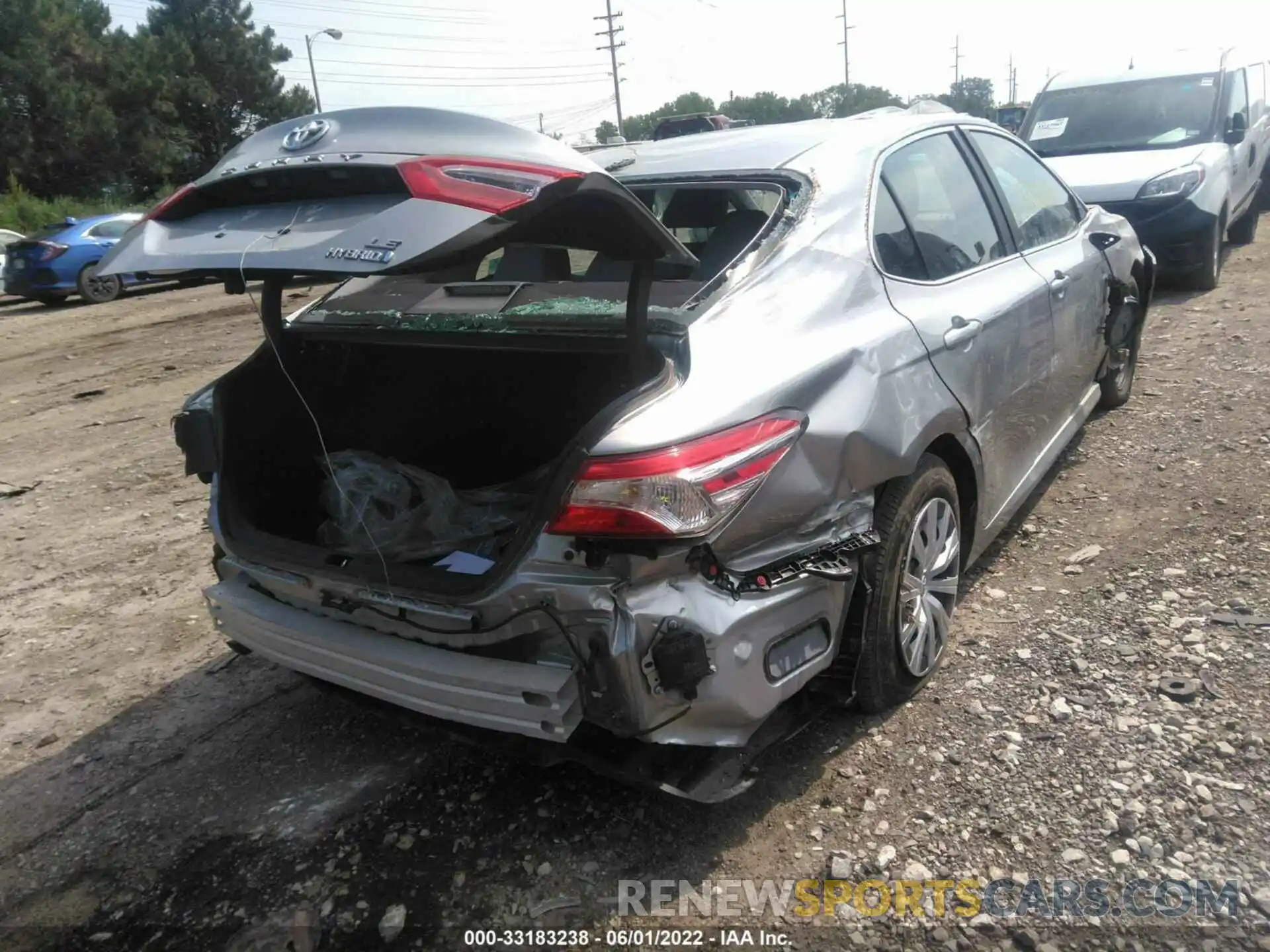 4 Photograph of a damaged car 4T1E31AKXLU535154 TOYOTA CAMRY 2020