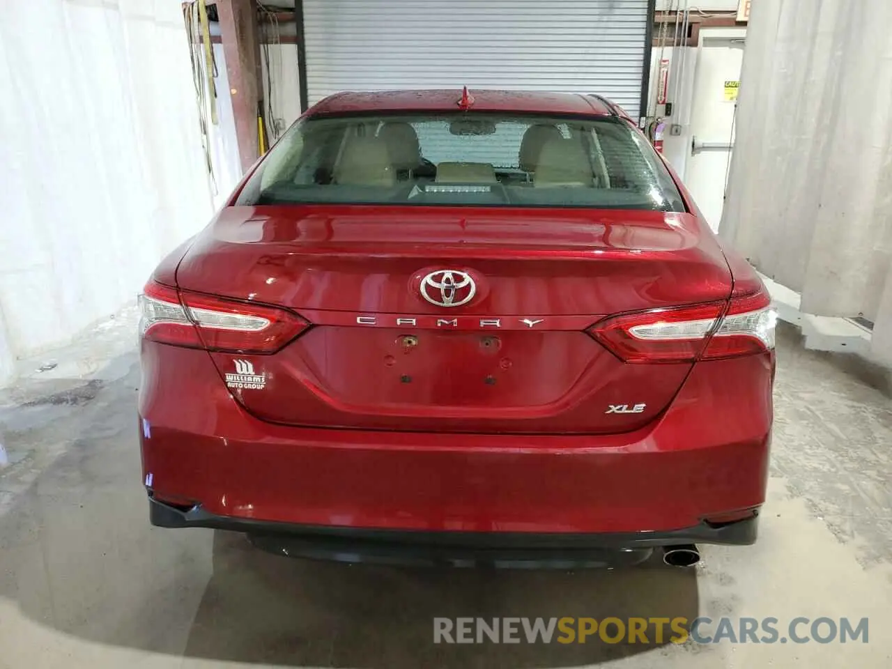 6 Photograph of a damaged car 4T1F11AK1LU300927 TOYOTA CAMRY 2020