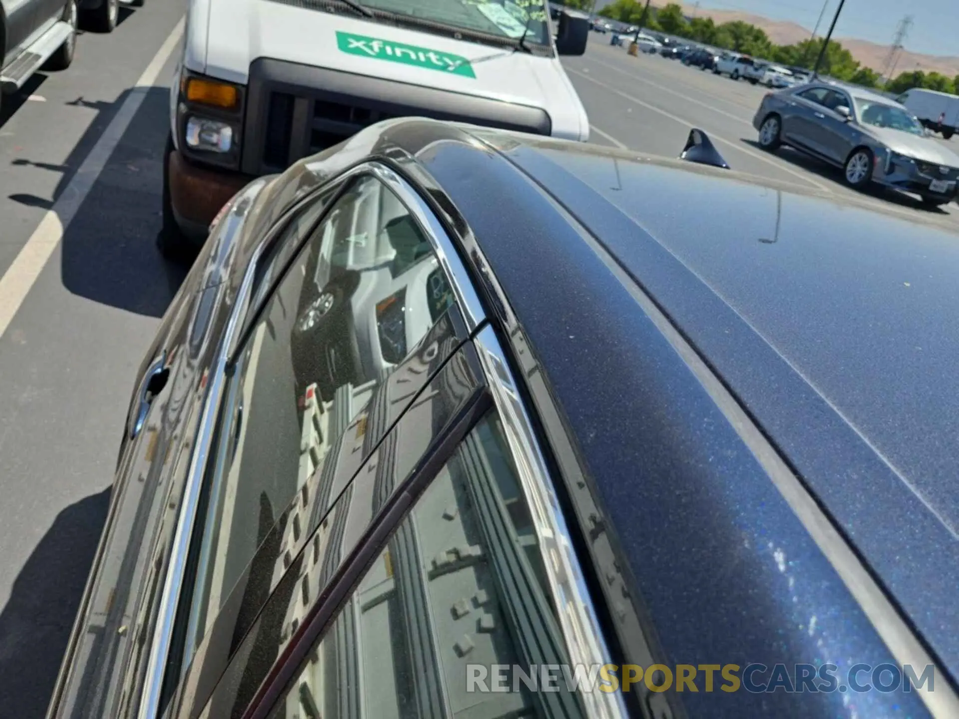 17 Photograph of a damaged car 4T1F11AK1LU857756 TOYOTA CAMRY 2020