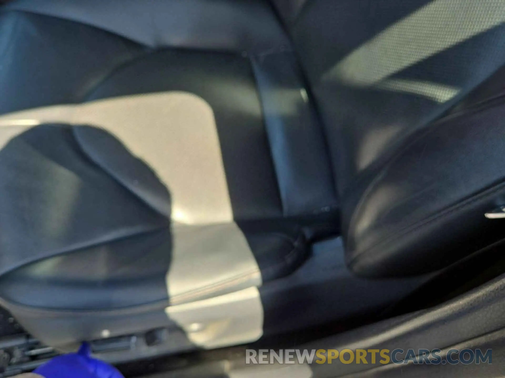 27 Photograph of a damaged car 4T1F11AK1LU857756 TOYOTA CAMRY 2020
