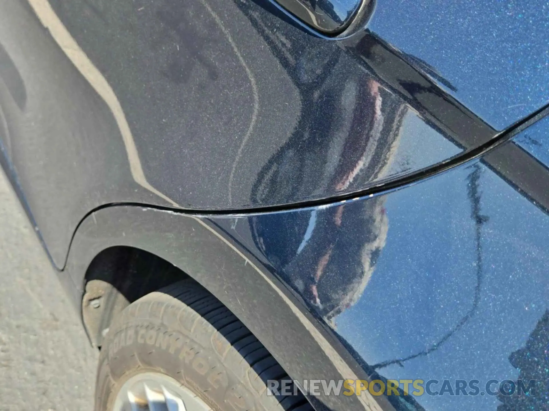 29 Photograph of a damaged car 4T1F11AK1LU857756 TOYOTA CAMRY 2020