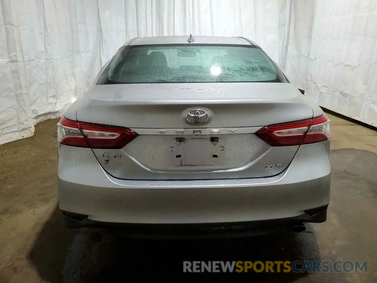 6 Photograph of a damaged car 4T1F11AK1LU867896 TOYOTA CAMRY 2020