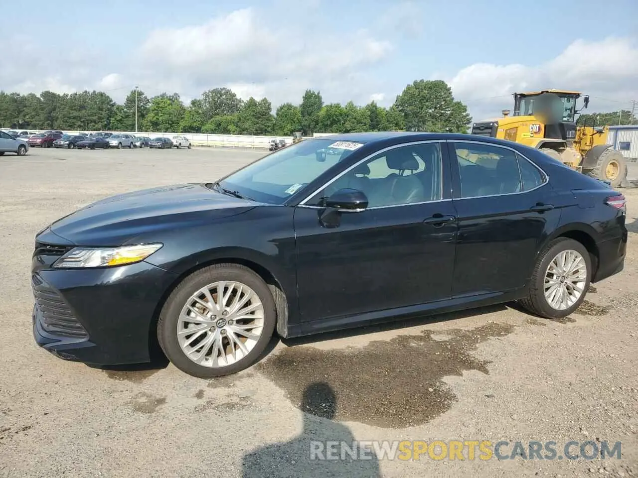 1 Photograph of a damaged car 4T1F11AK1LU911105 TOYOTA CAMRY 2020