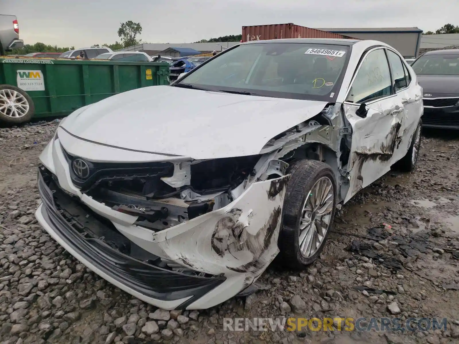 2 Photograph of a damaged car 4T1F11AK1LU944170 TOYOTA CAMRY 2020