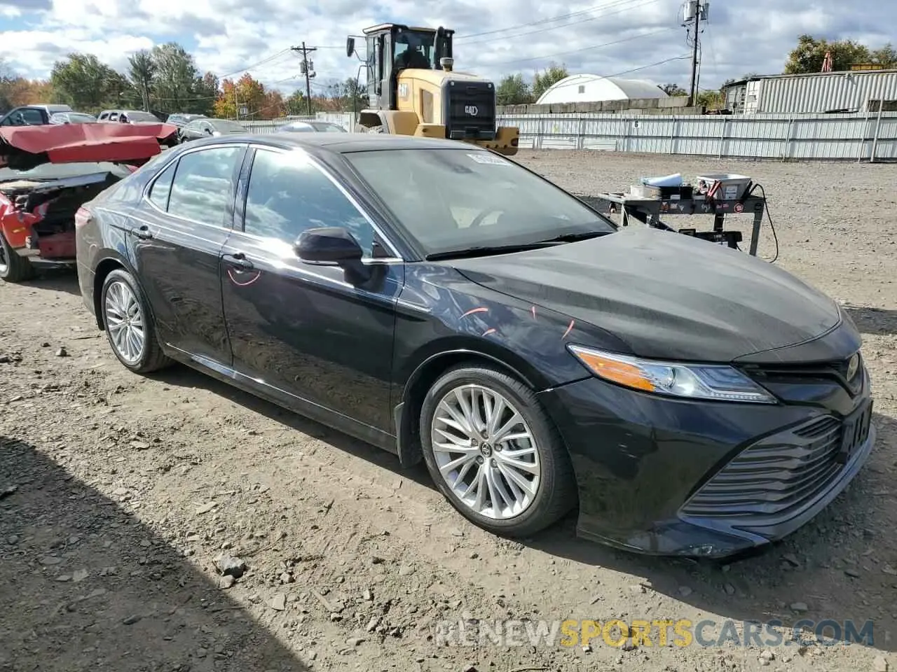 4 Photograph of a damaged car 4T1F11AK2LU899255 TOYOTA CAMRY 2020