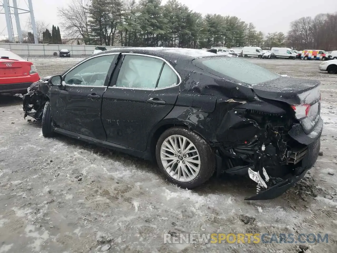 2 Photograph of a damaged car 4T1F11AK2LU916233 TOYOTA CAMRY 2020