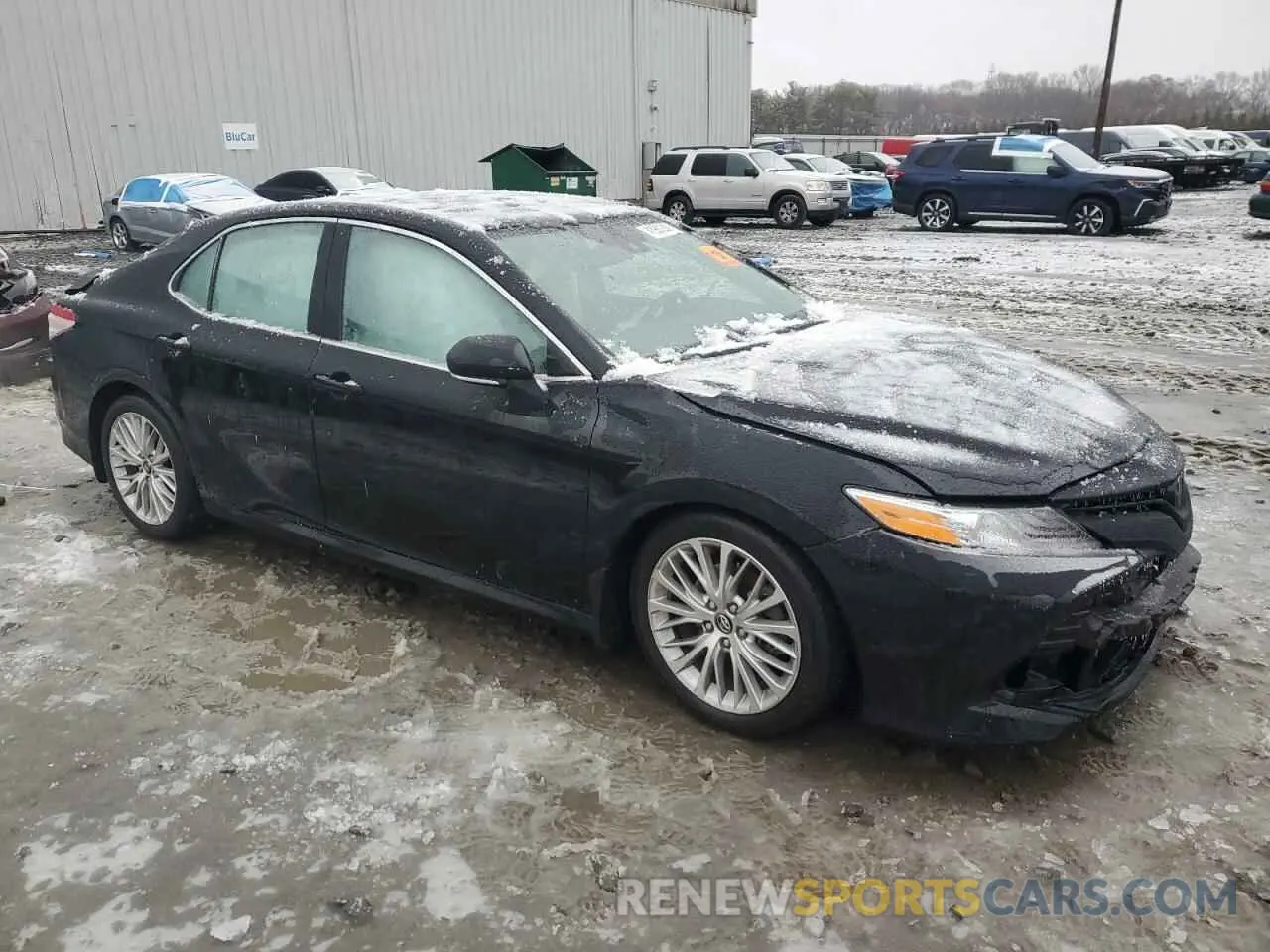4 Photograph of a damaged car 4T1F11AK2LU916233 TOYOTA CAMRY 2020