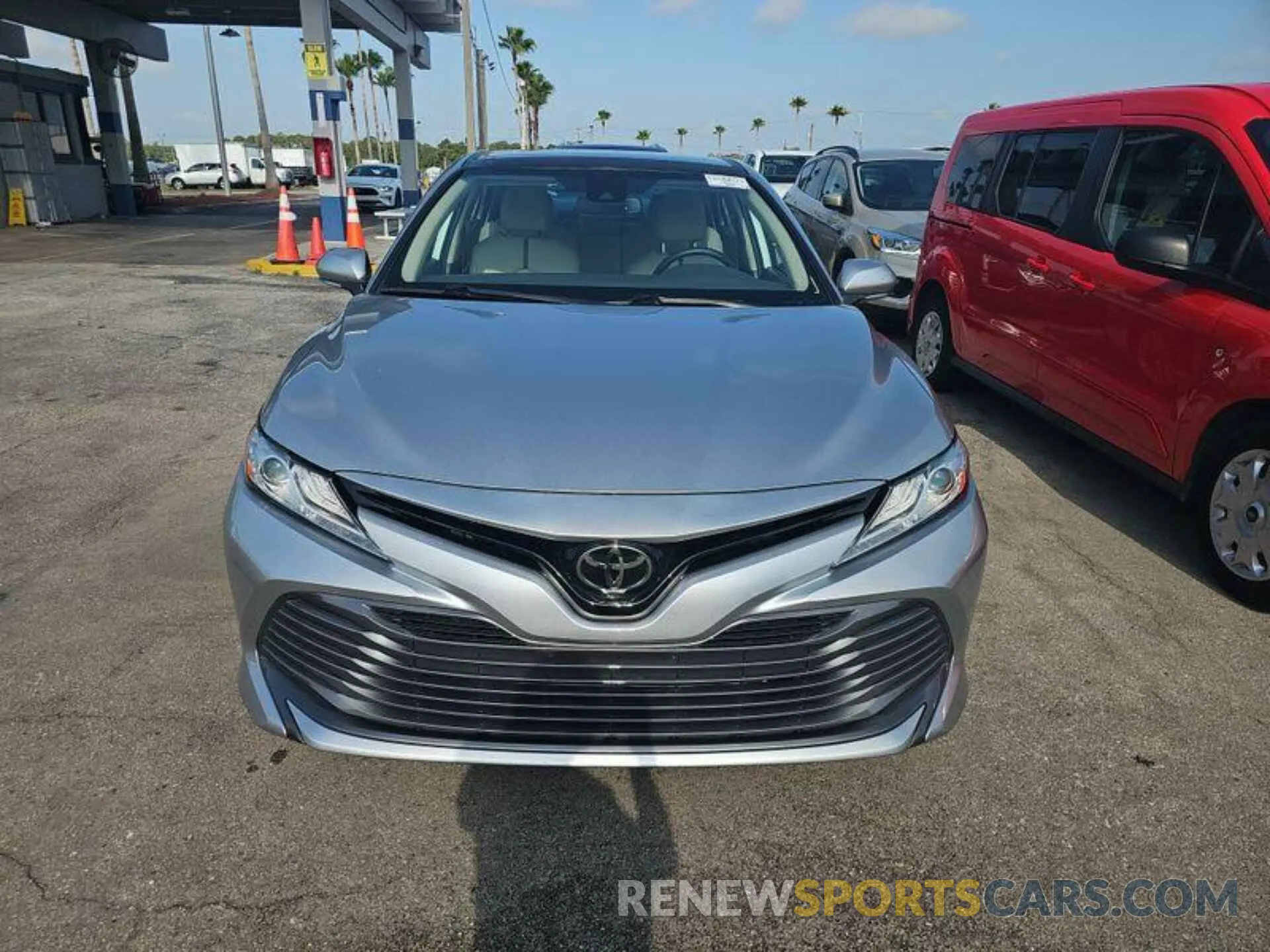 5 Photograph of a damaged car 4T1F11AK3LU947135 TOYOTA CAMRY 2020