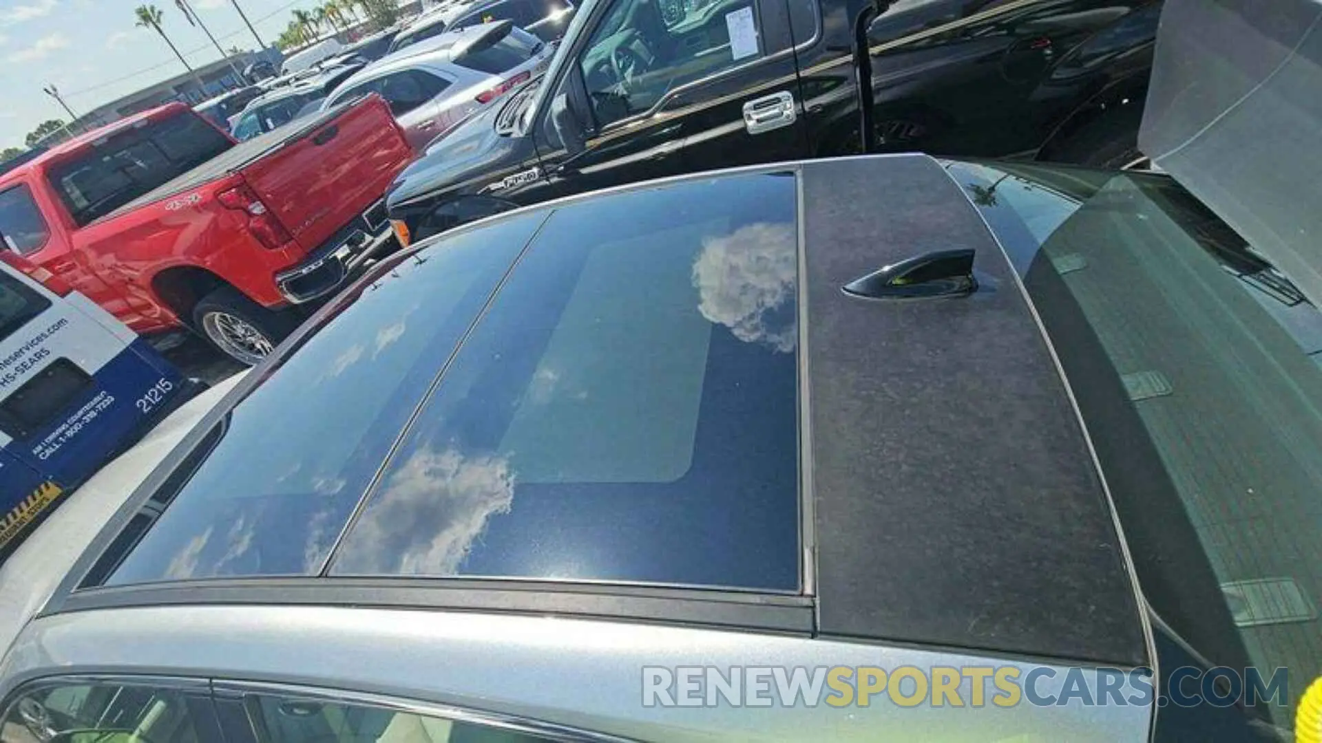 7 Photograph of a damaged car 4T1F11AK3LU947135 TOYOTA CAMRY 2020