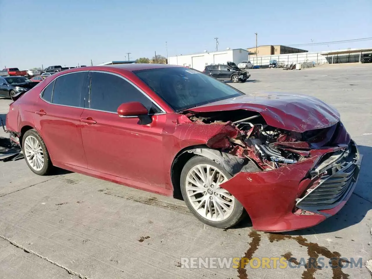 4 Photograph of a damaged car 4T1F11AK3LU992821 TOYOTA CAMRY 2020