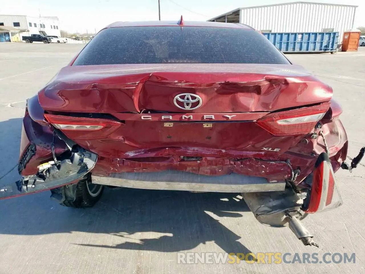 6 Photograph of a damaged car 4T1F11AK3LU992821 TOYOTA CAMRY 2020