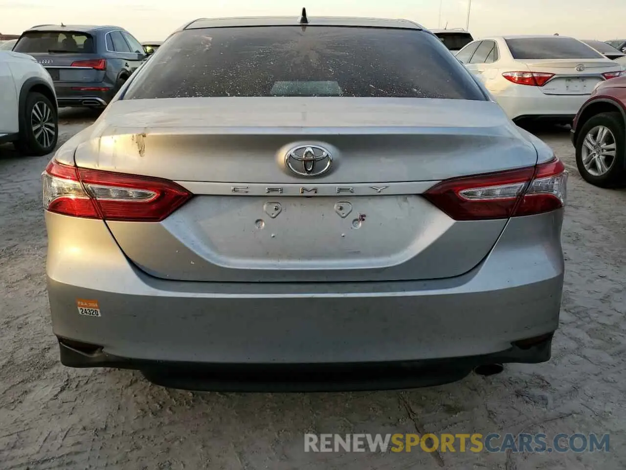 6 Photograph of a damaged car 4T1F11AK3LU997923 TOYOTA CAMRY 2020