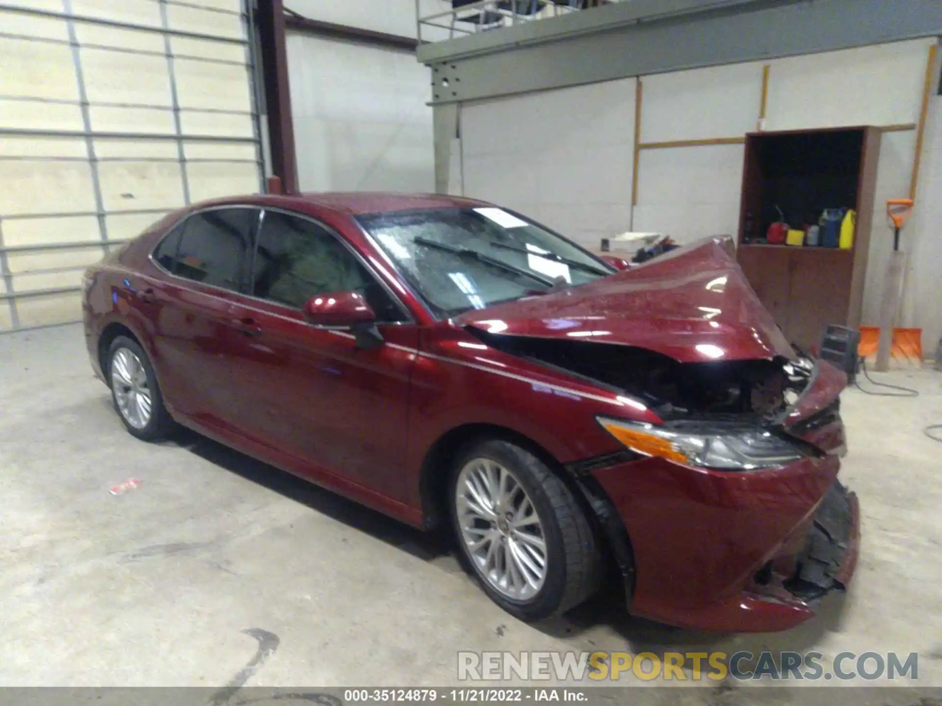 1 Photograph of a damaged car 4T1F11AK4LU995310 TOYOTA CAMRY 2020