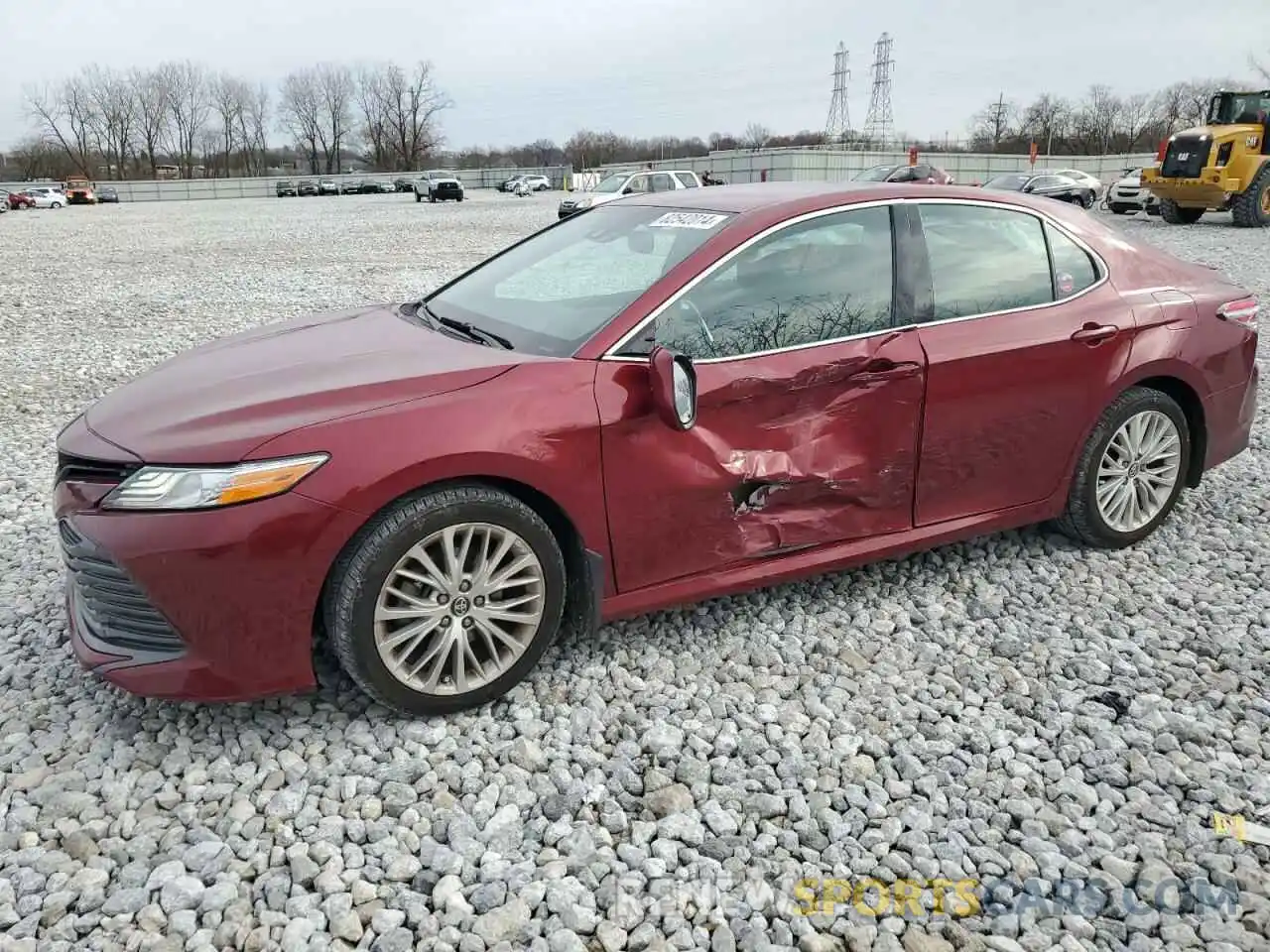 1 Photograph of a damaged car 4T1F11AK5LU312840 TOYOTA CAMRY 2020