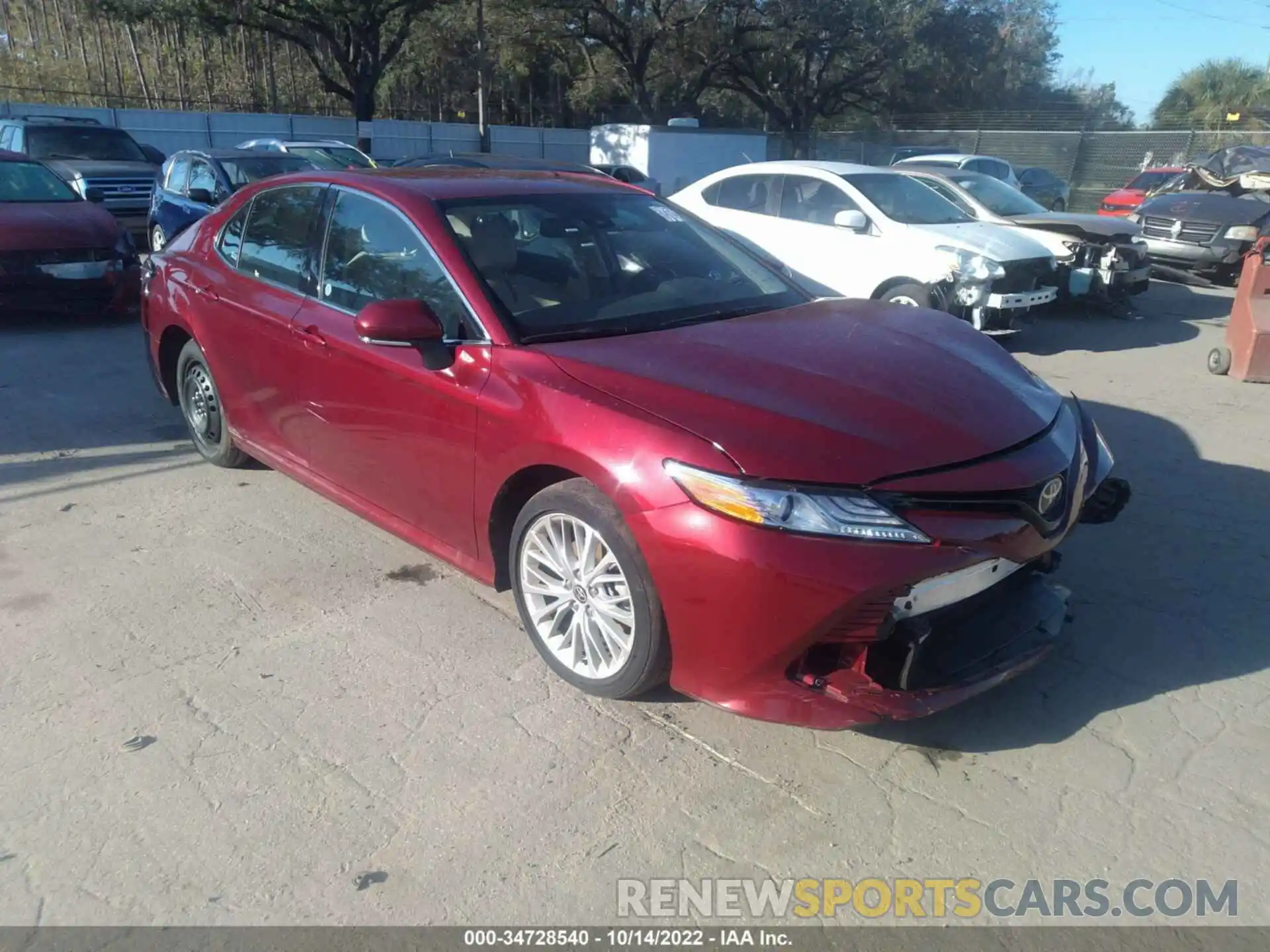 1 Photograph of a damaged car 4T1F11AK5LU391829 TOYOTA CAMRY 2020