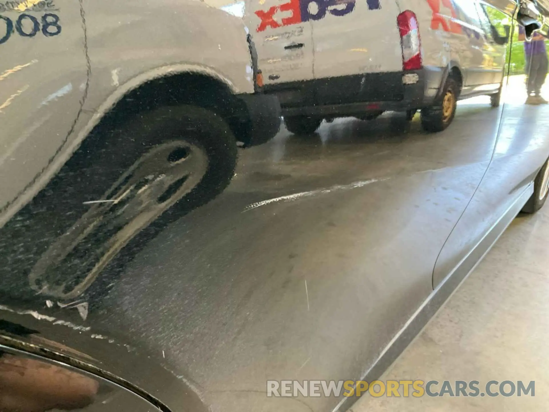 17 Photograph of a damaged car 4T1F11AK5LU943085 TOYOTA CAMRY 2020