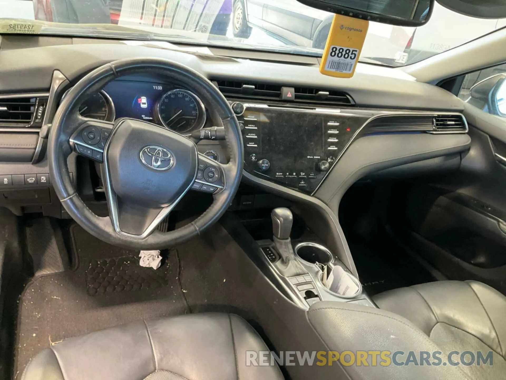 27 Photograph of a damaged car 4T1F11AK5LU943085 TOYOTA CAMRY 2020