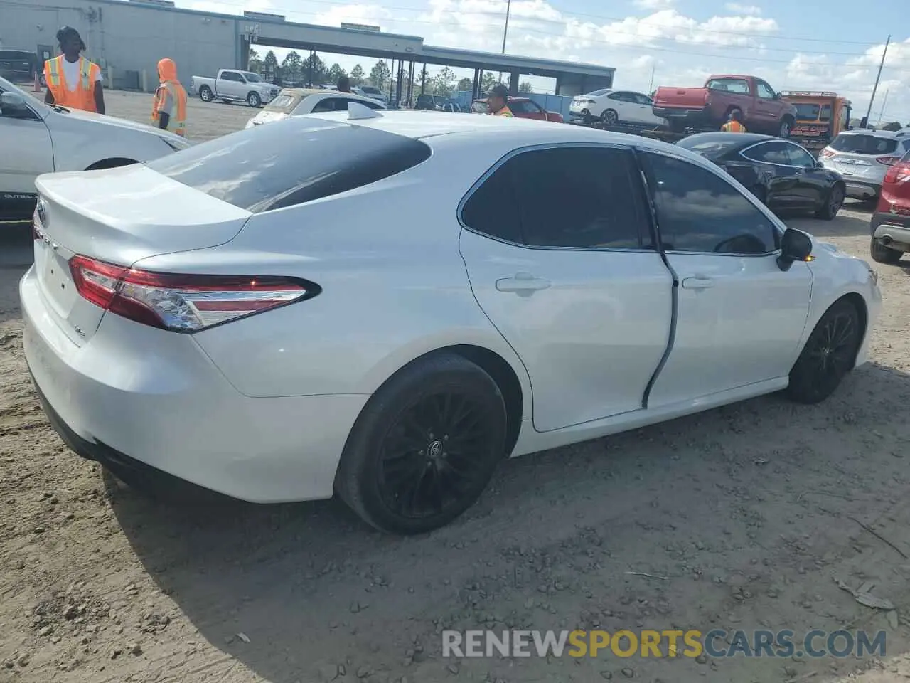 3 Photograph of a damaged car 4T1F11AK6LU980839 TOYOTA CAMRY 2020