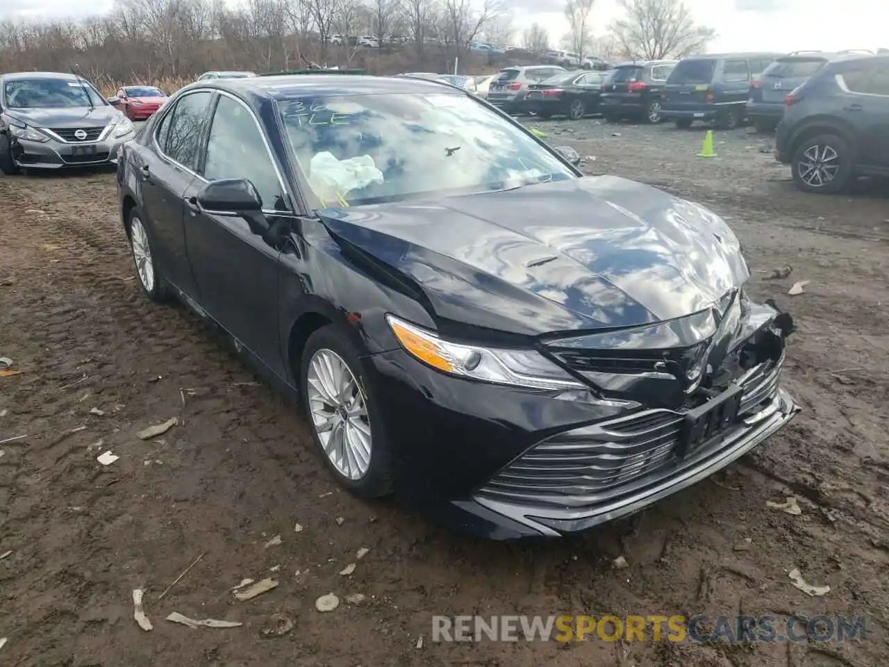 1 Photograph of a damaged car 4T1F11AK7LU386650 TOYOTA CAMRY 2020