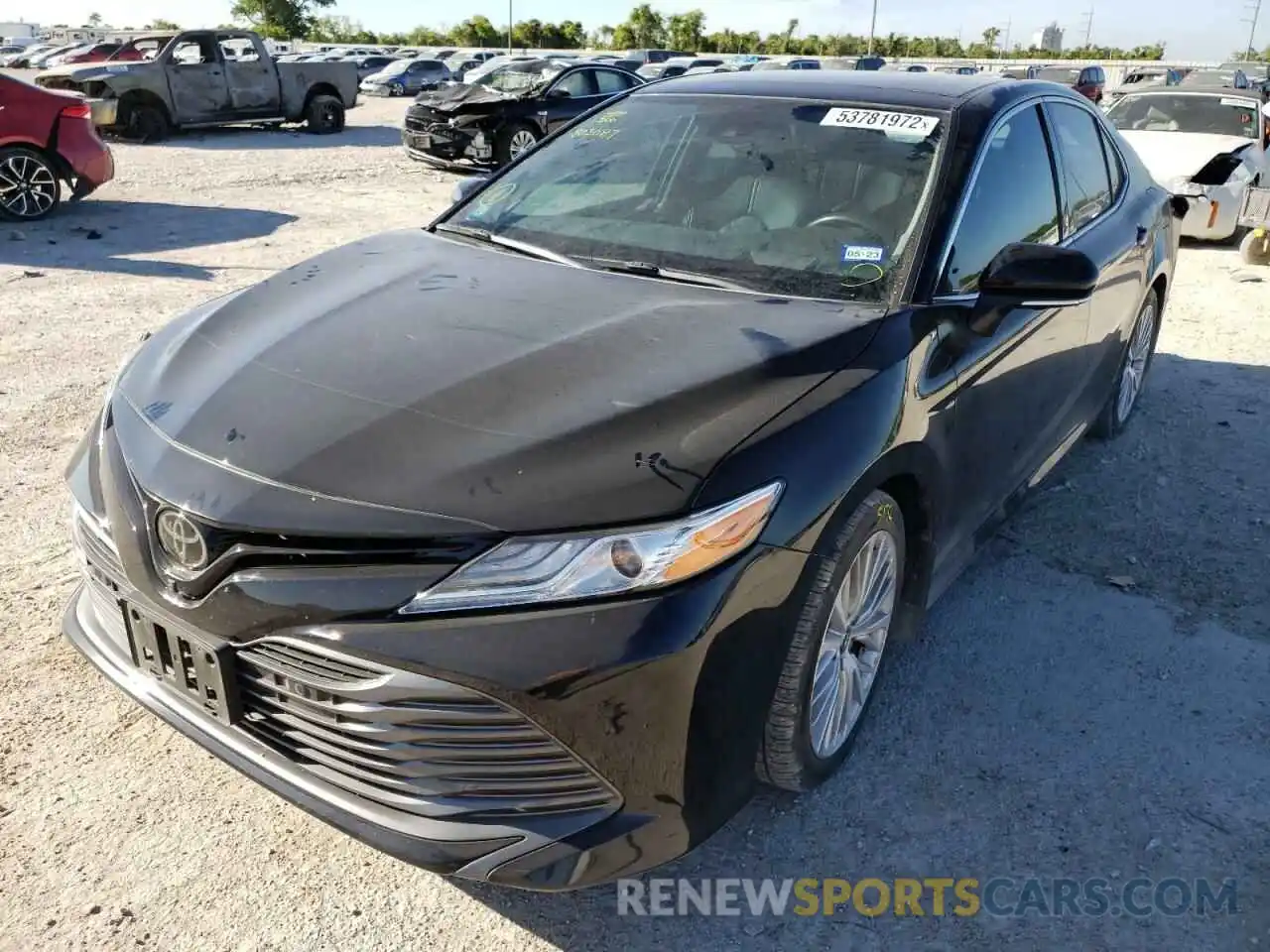 2 Photograph of a damaged car 4T1F11AK7LU903087 TOYOTA CAMRY 2020