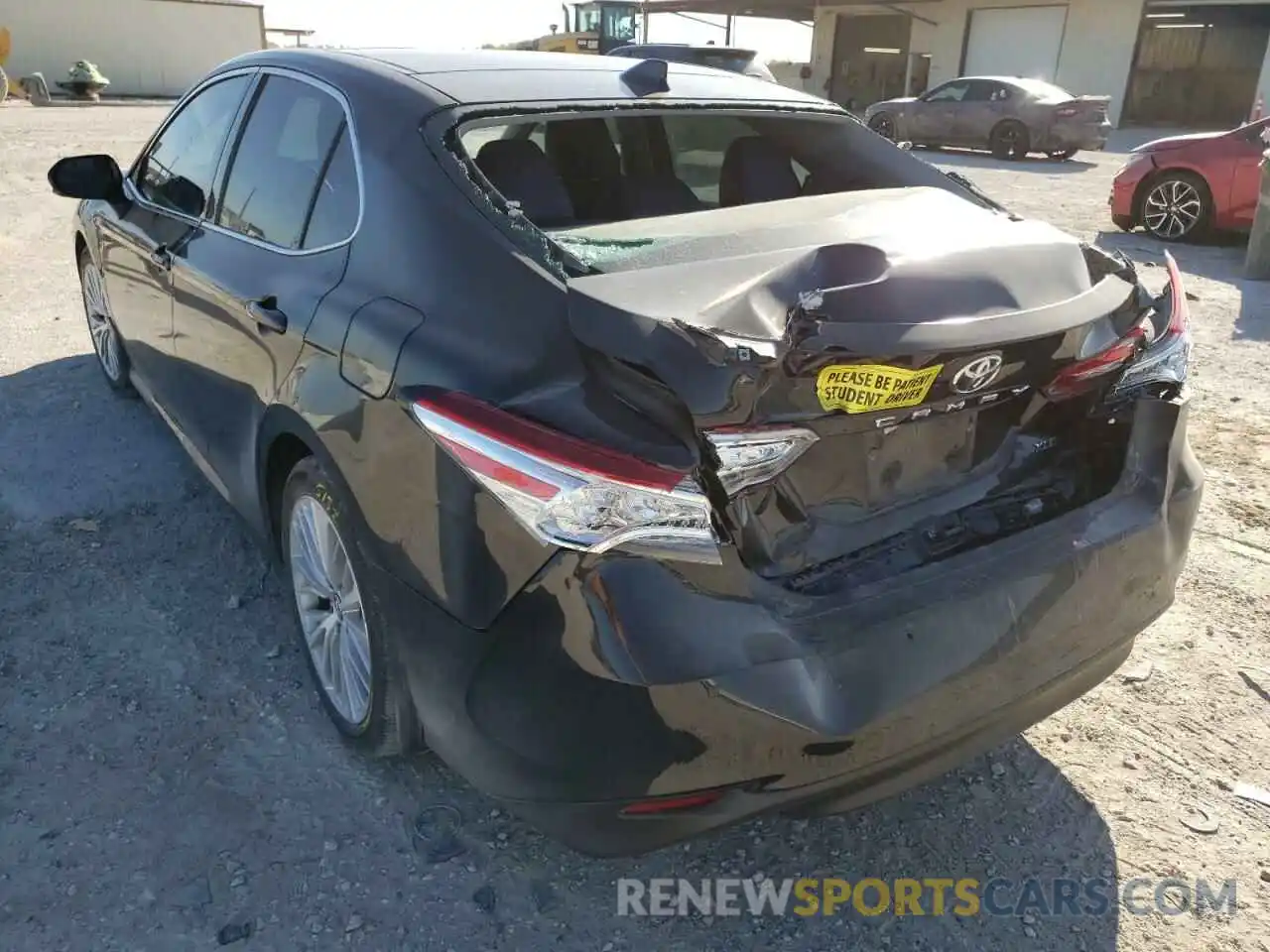 3 Photograph of a damaged car 4T1F11AK7LU903087 TOYOTA CAMRY 2020