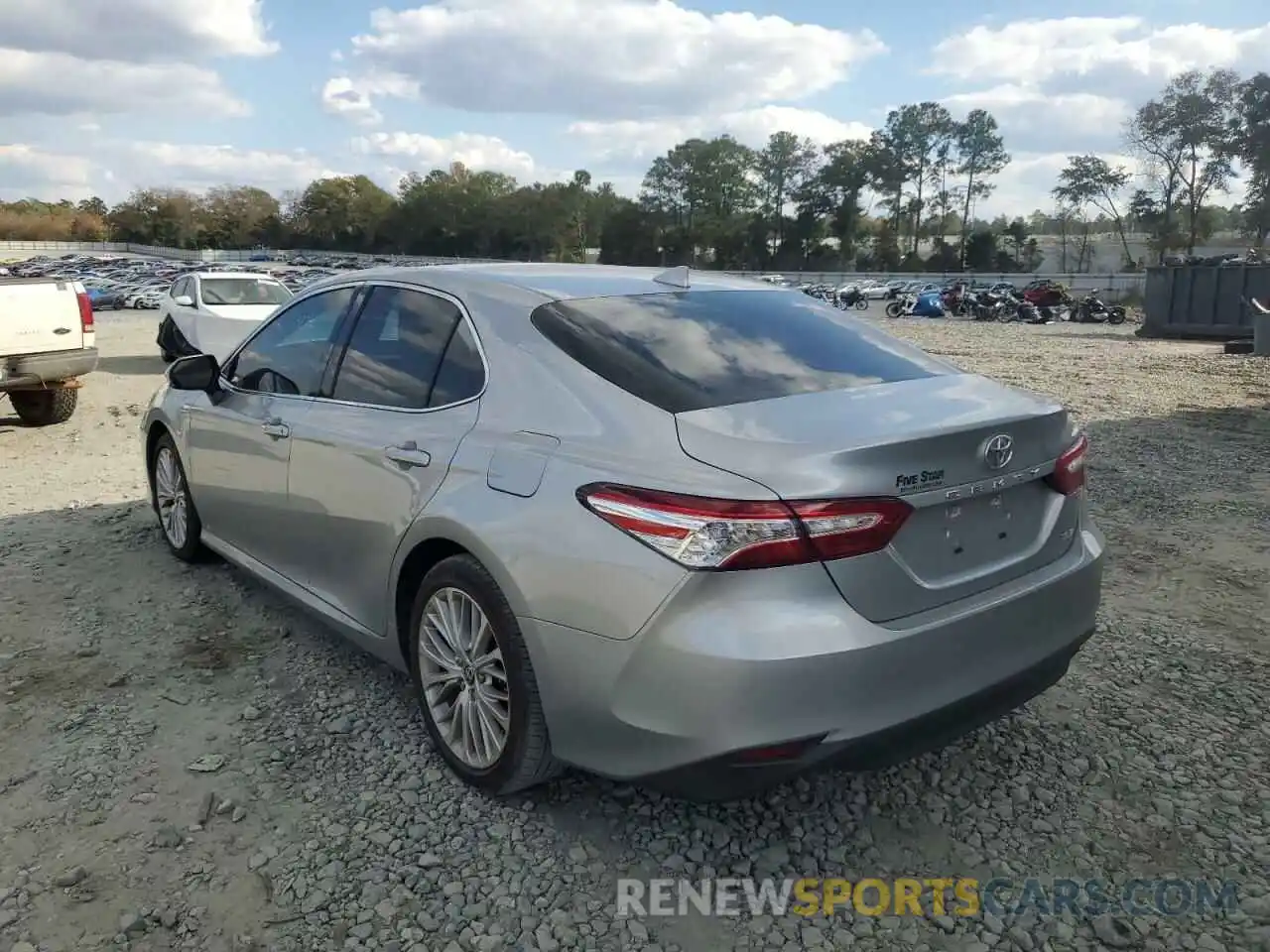 3 Photograph of a damaged car 4T1F11AK7LU963869 TOYOTA CAMRY 2020