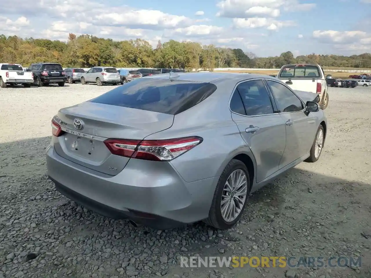 4 Photograph of a damaged car 4T1F11AK7LU963869 TOYOTA CAMRY 2020