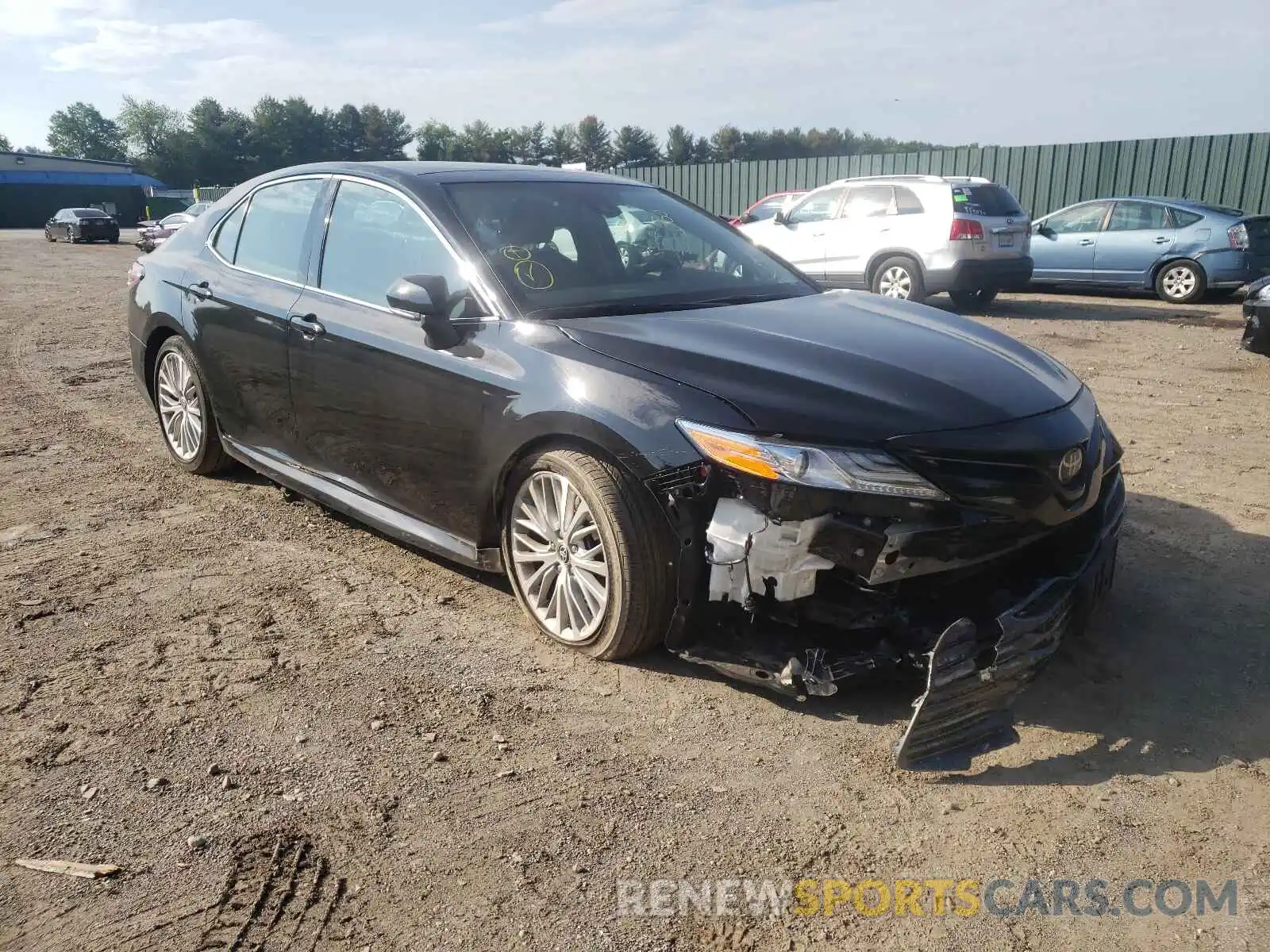 1 Photograph of a damaged car 4T1F11AK7LU964844 TOYOTA CAMRY 2020