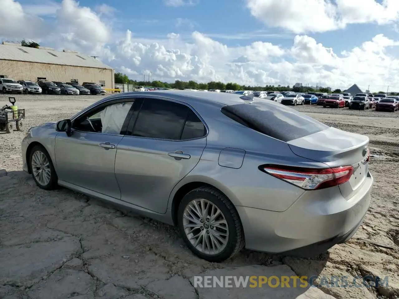 2 Photograph of a damaged car 4T1F11AK7LU983796 TOYOTA CAMRY 2020