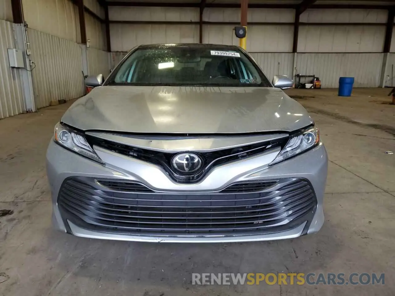 5 Photograph of a damaged car 4T1F11AK8LU343077 TOYOTA CAMRY 2020