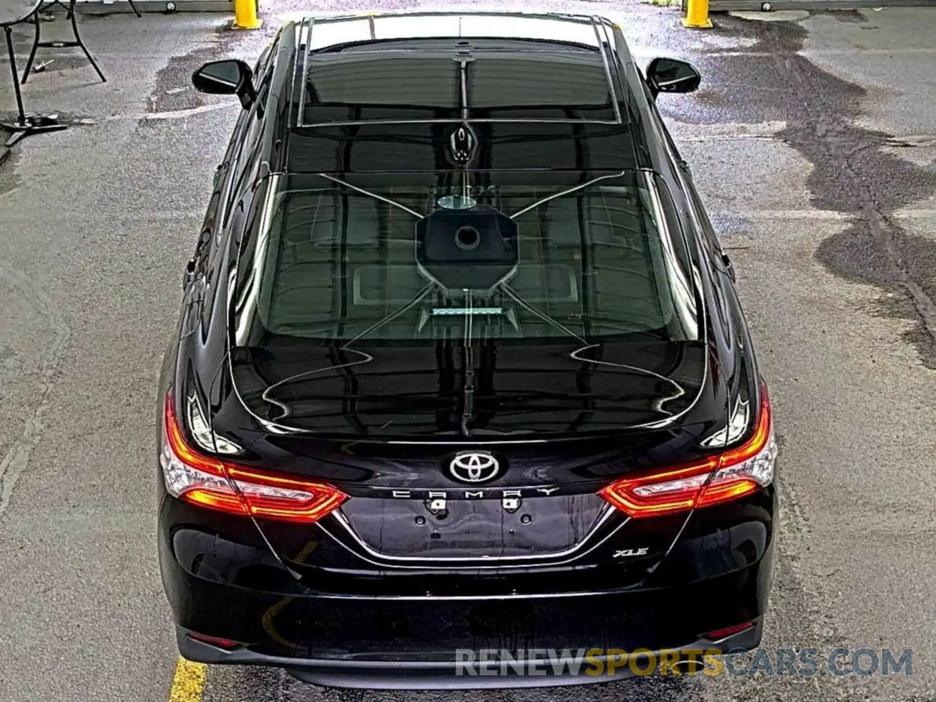22 Photograph of a damaged car 4T1F11AK8LU344715 TOYOTA CAMRY 2020