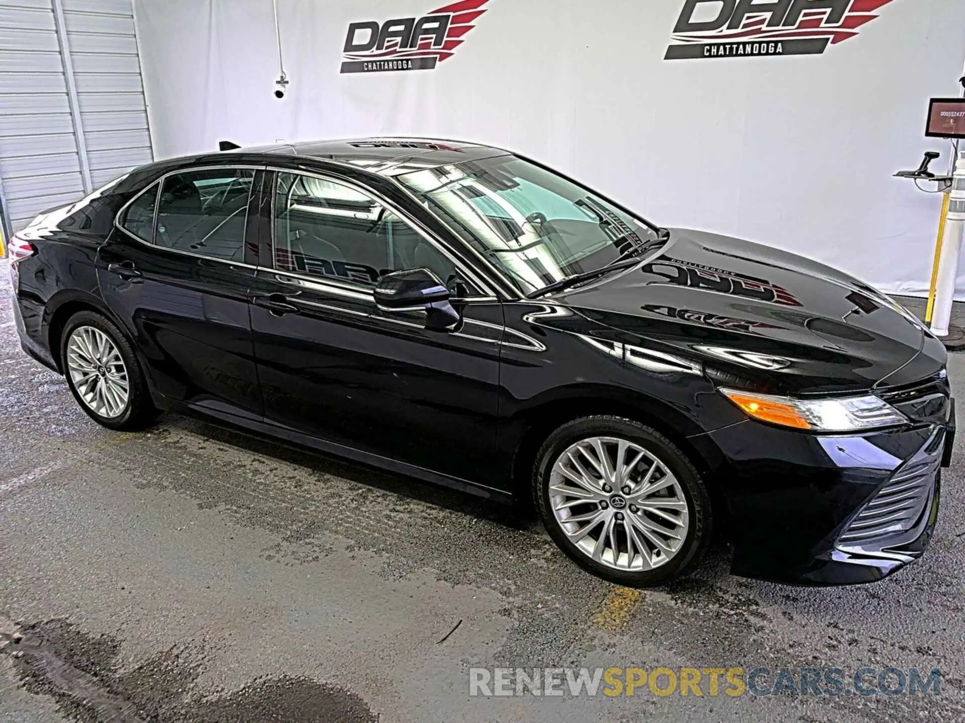 25 Photograph of a damaged car 4T1F11AK8LU344715 TOYOTA CAMRY 2020