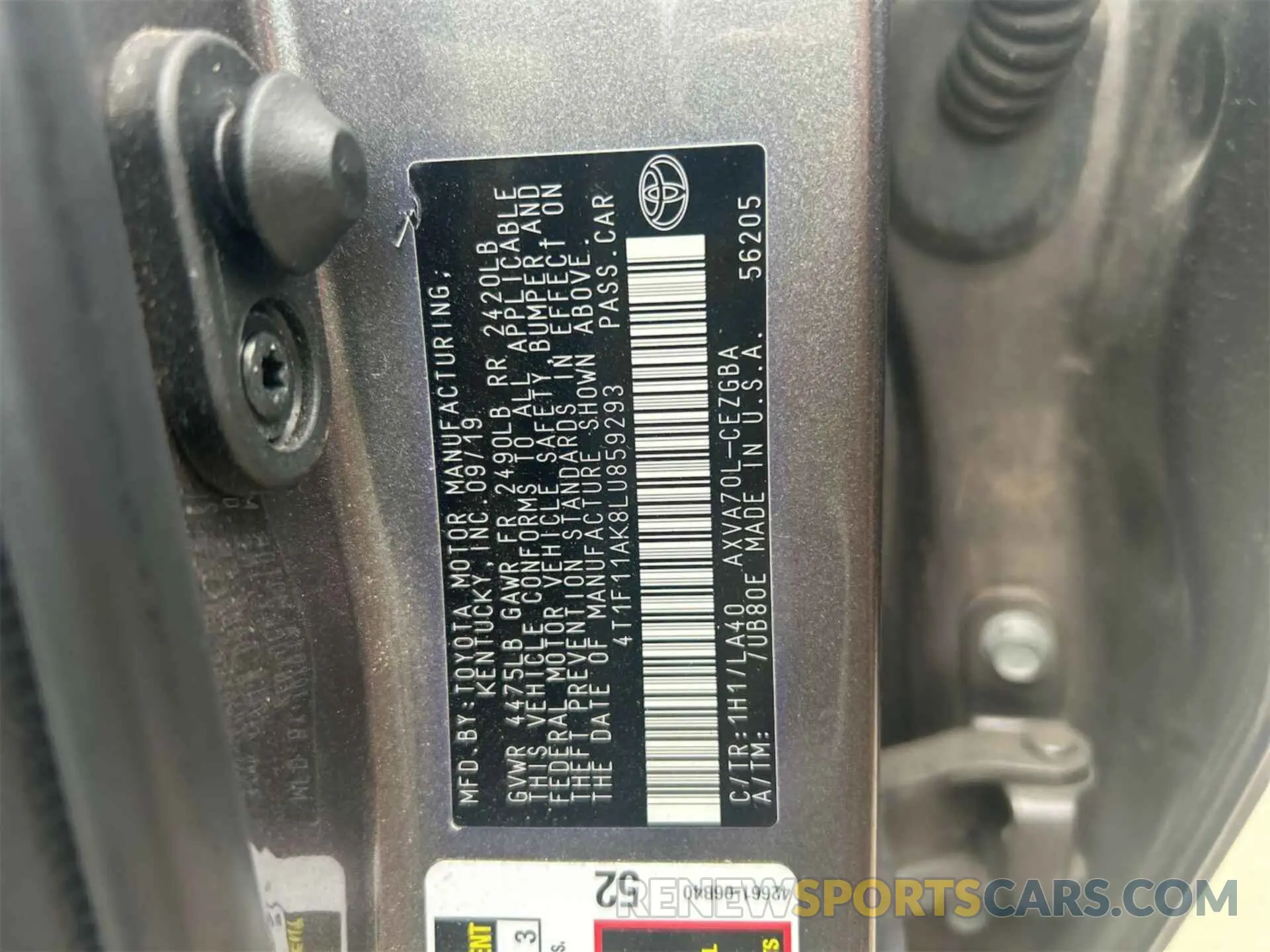 10 Photograph of a damaged car 4T1F11AK8LU859293 TOYOTA CAMRY 2020