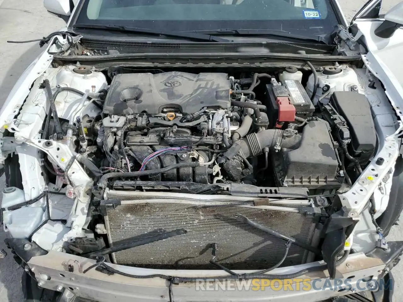 11 Photograph of a damaged car 4T1F11AK8LU866440 TOYOTA CAMRY 2020