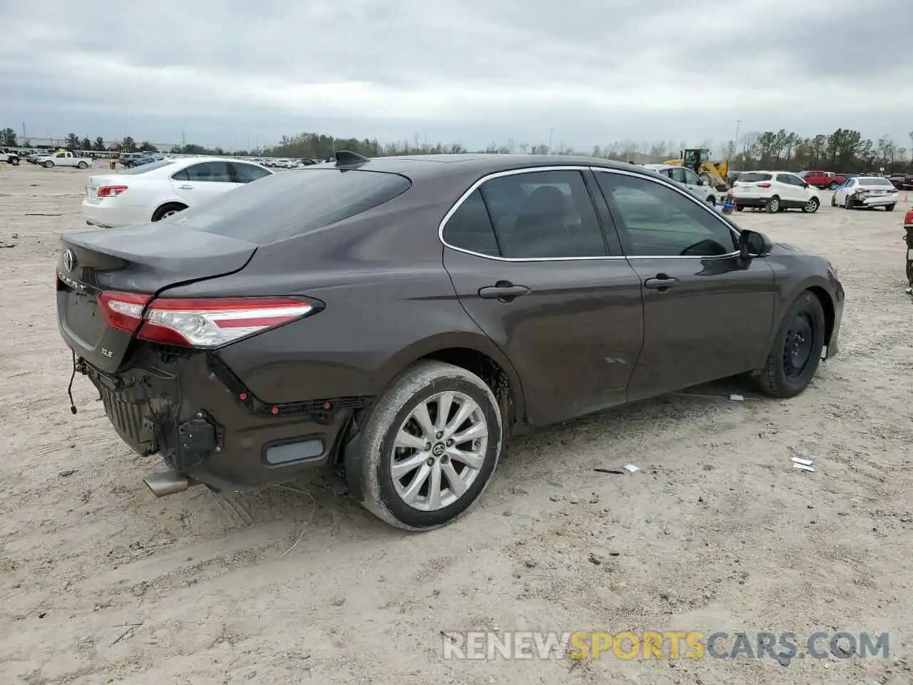 3 Photograph of a damaged car 4T1F11AK8LU932209 TOYOTA CAMRY 2020