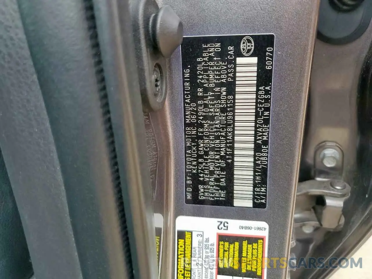 12 Photograph of a damaged car 4T1F11AK8LU961158 TOYOTA CAMRY 2020
