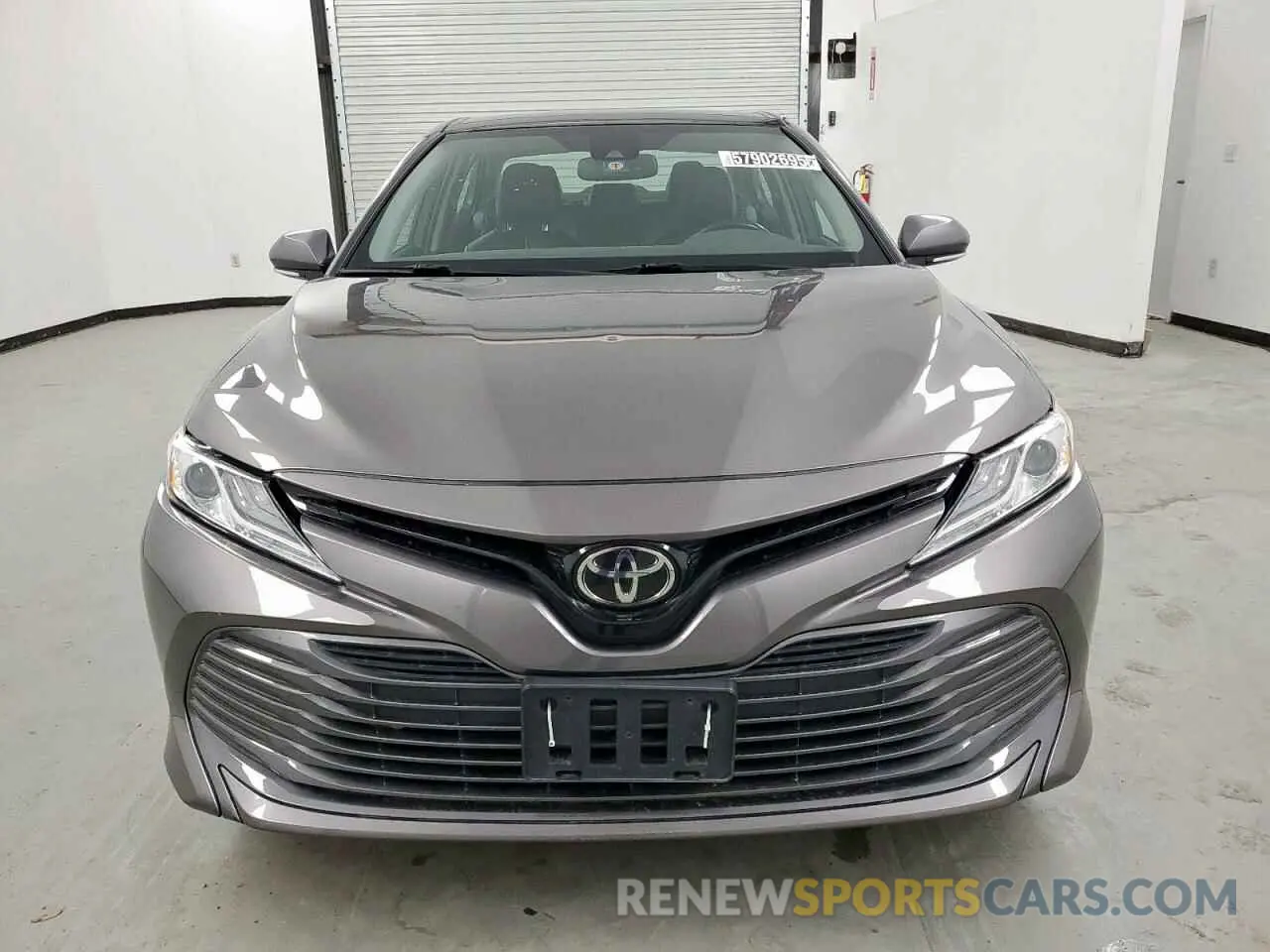 5 Photograph of a damaged car 4T1F11AK8LU961158 TOYOTA CAMRY 2020