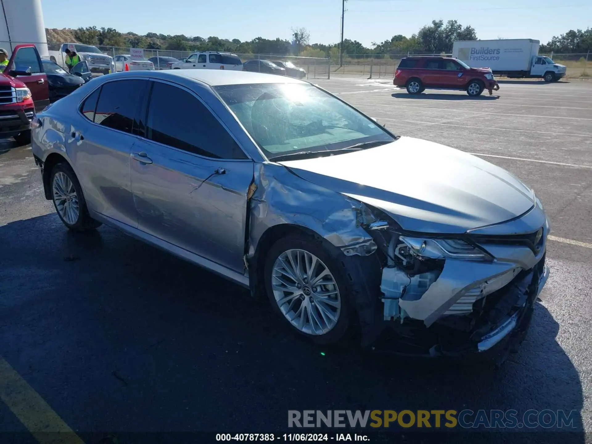 1 Photograph of a damaged car 4T1F11AK8LU990532 TOYOTA CAMRY 2020