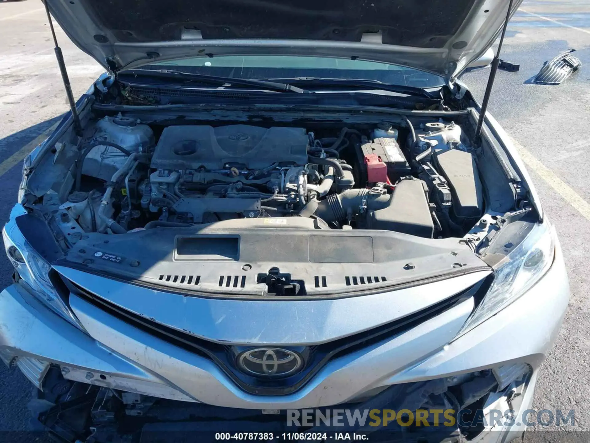 10 Photograph of a damaged car 4T1F11AK8LU990532 TOYOTA CAMRY 2020