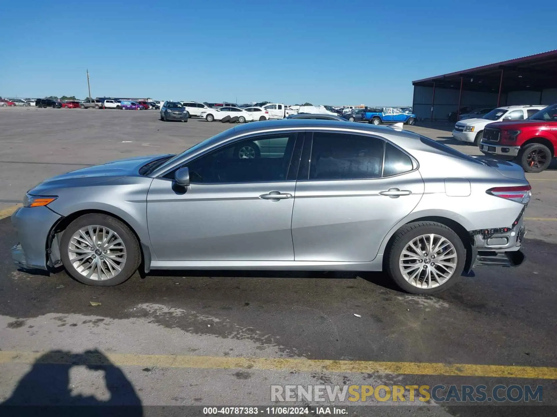 15 Photograph of a damaged car 4T1F11AK8LU990532 TOYOTA CAMRY 2020