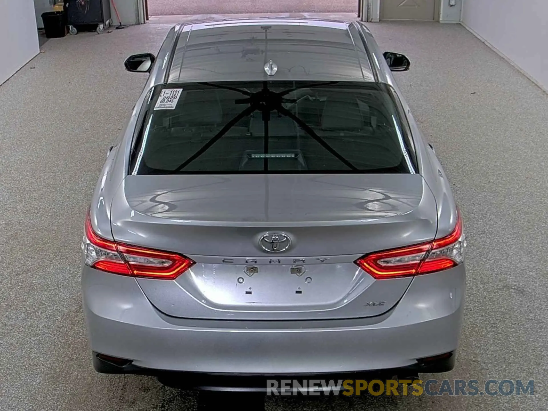 23 Photograph of a damaged car 4T1F11AK8LU994855 TOYOTA CAMRY 2020