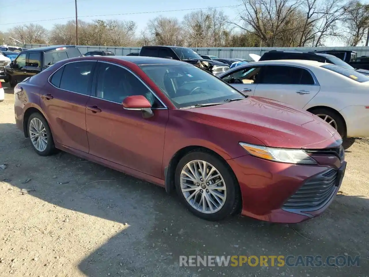 4 Photograph of a damaged car 4T1F11AK9LU313005 TOYOTA CAMRY 2020