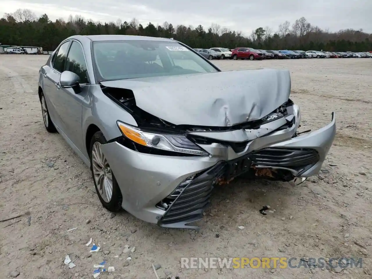 1 Photograph of a damaged car 4T1F11AK9LU503077 TOYOTA CAMRY 2020