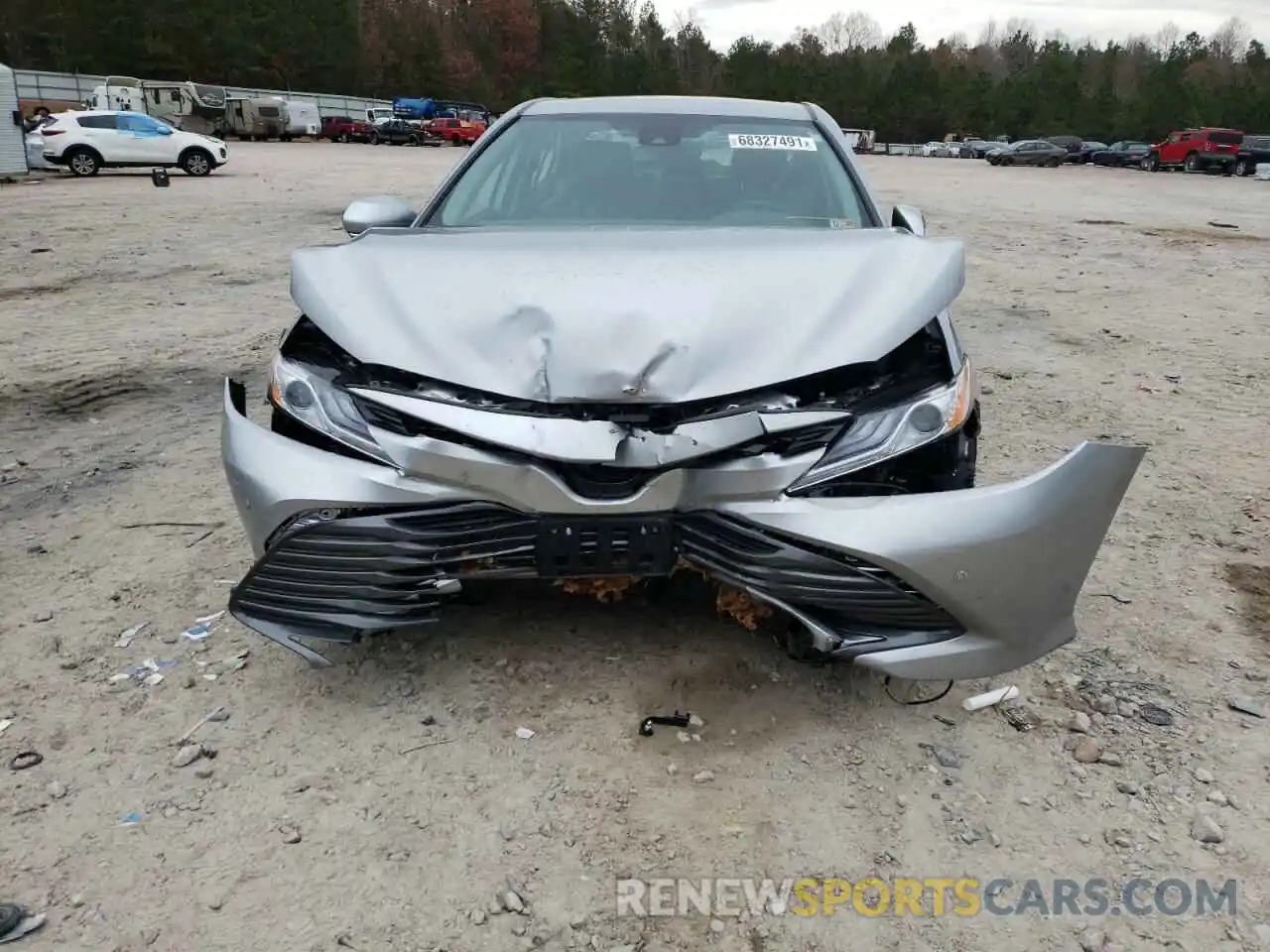 9 Photograph of a damaged car 4T1F11AK9LU503077 TOYOTA CAMRY 2020