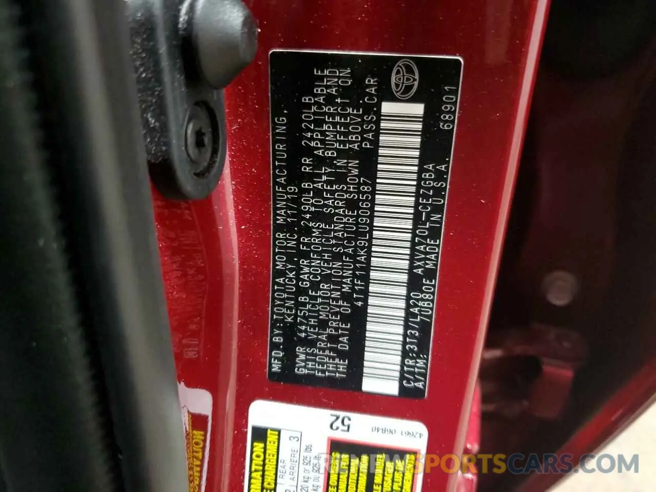 13 Photograph of a damaged car 4T1F11AK9LU906587 TOYOTA CAMRY 2020