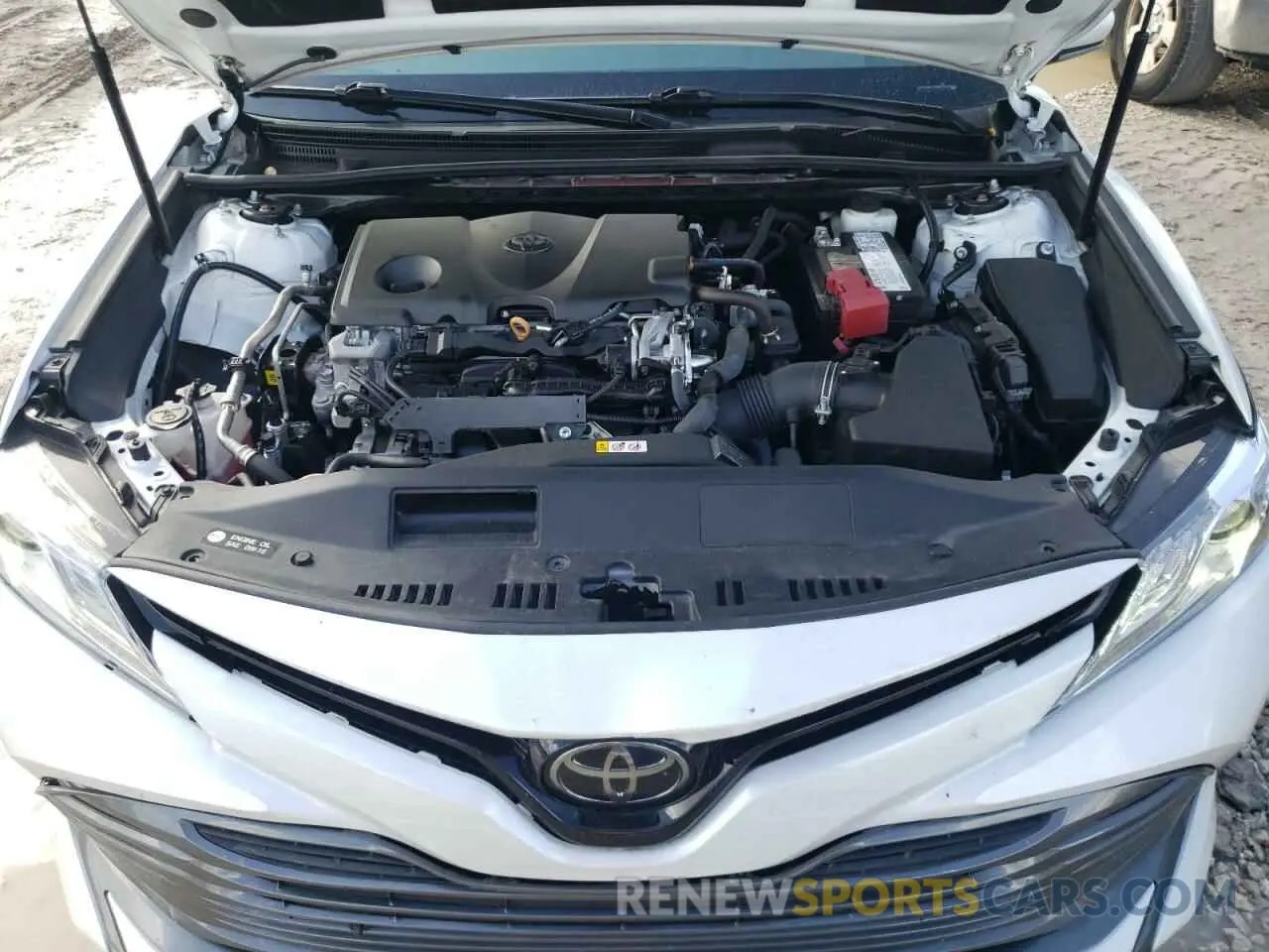 11 Photograph of a damaged car 4T1F11AK9LU943218 TOYOTA CAMRY 2020