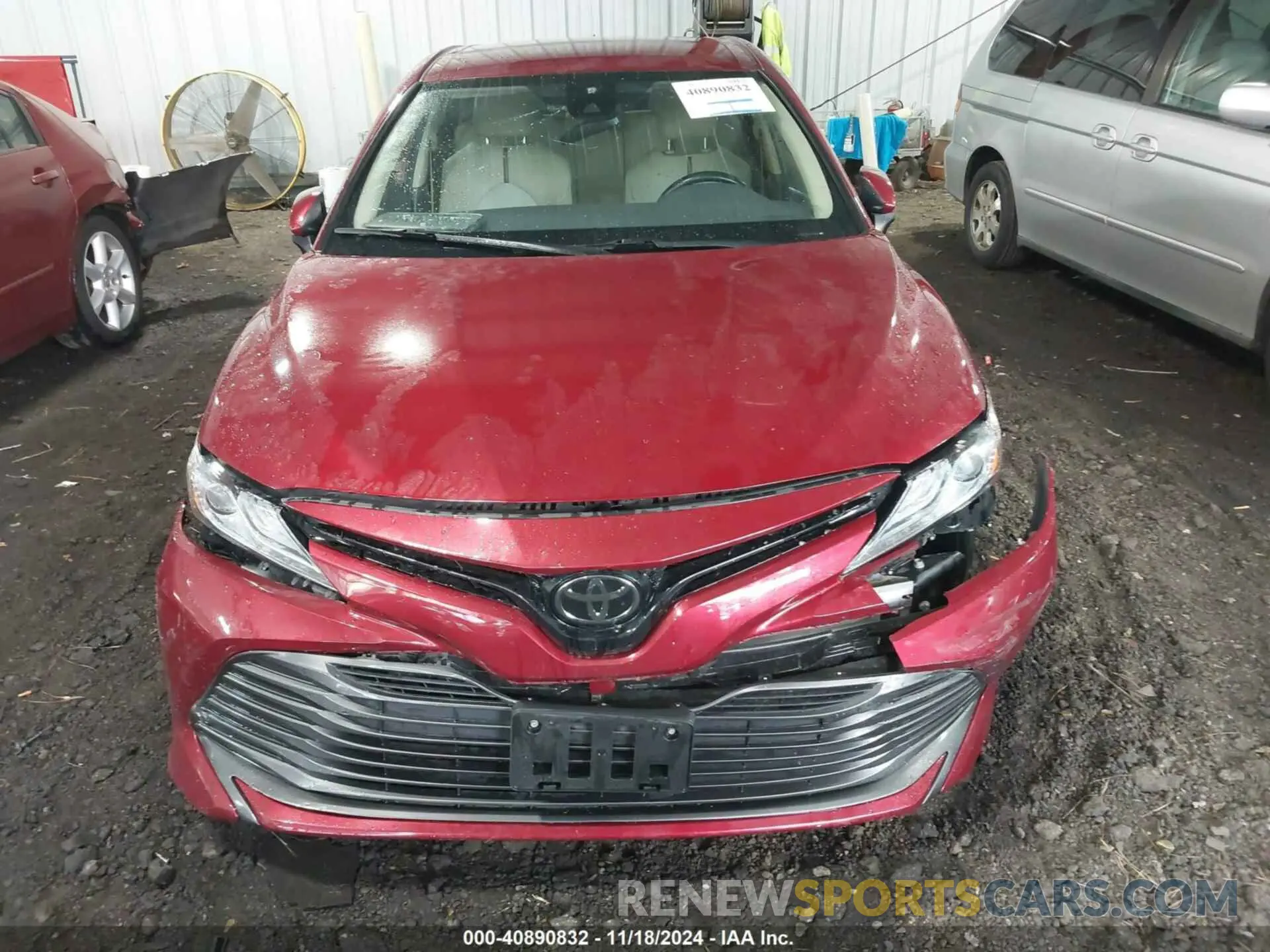 12 Photograph of a damaged car 4T1F11AKXLU919851 TOYOTA CAMRY 2020