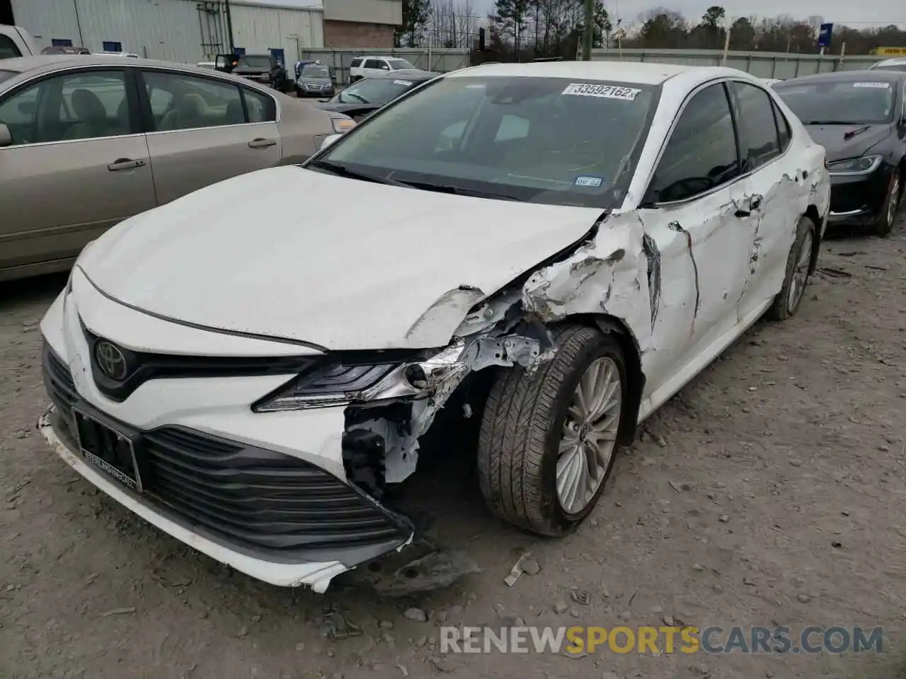 2 Photograph of a damaged car 4T1F11AKXLU962571 TOYOTA CAMRY 2020