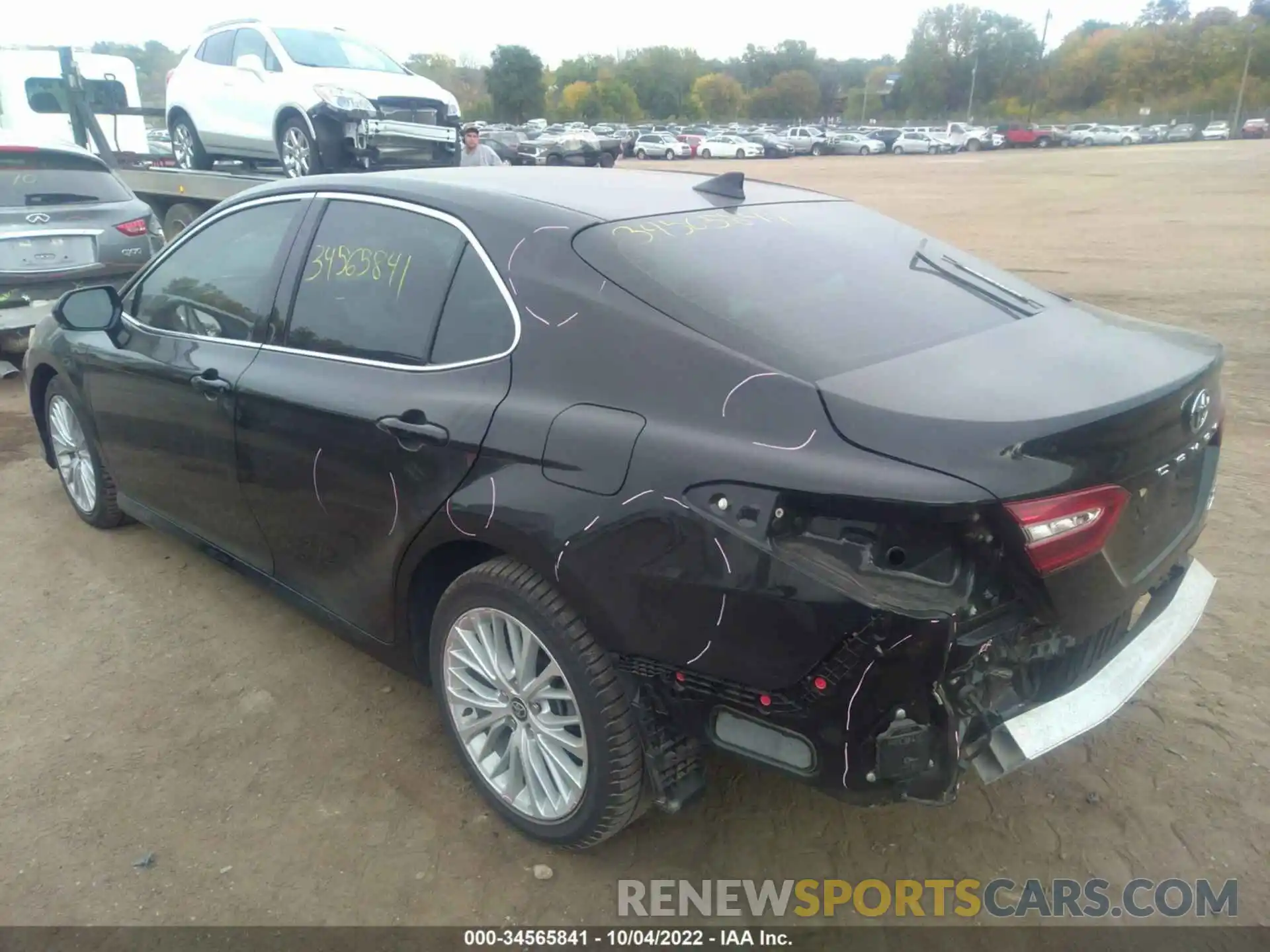 3 Photograph of a damaged car 4T1F11BK3LU015354 TOYOTA CAMRY 2020