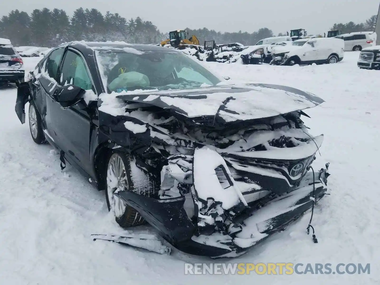 1 Photograph of a damaged car 4T1F11BK7LU010481 TOYOTA CAMRY 2020